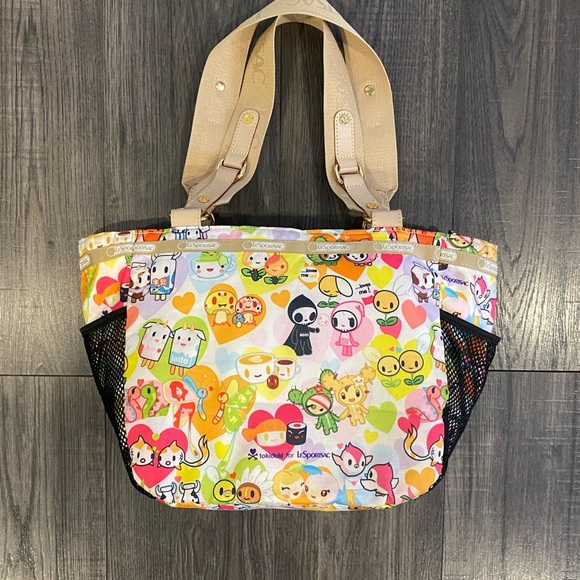 tokidoki x Lesportsac Mamma Mia L'amore LOVE tote bag - Picture 2 of 9